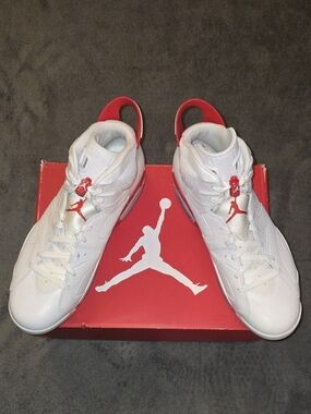 🤍❤️ Retro 6 Oreo White/University Red Size 13 W-OG Box**MINT**FLAWLESS!!🤍❤️